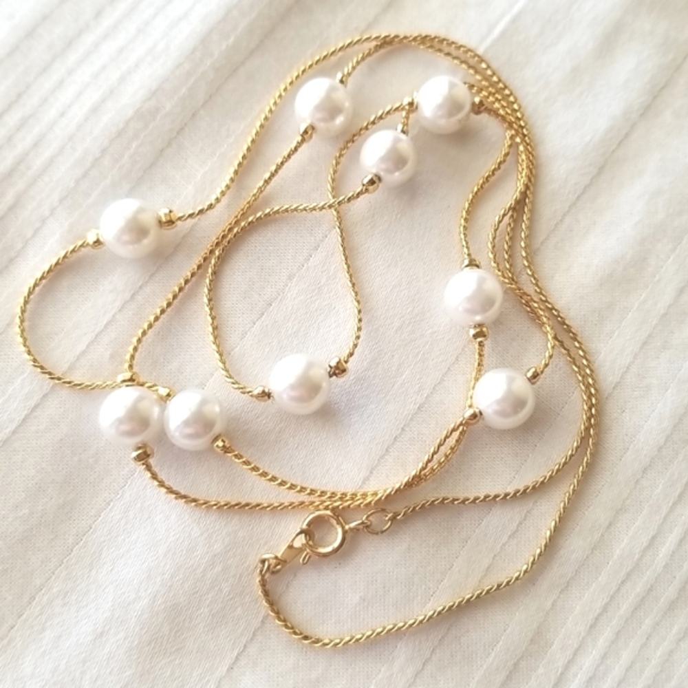 Gold Pearl Bead Necklace